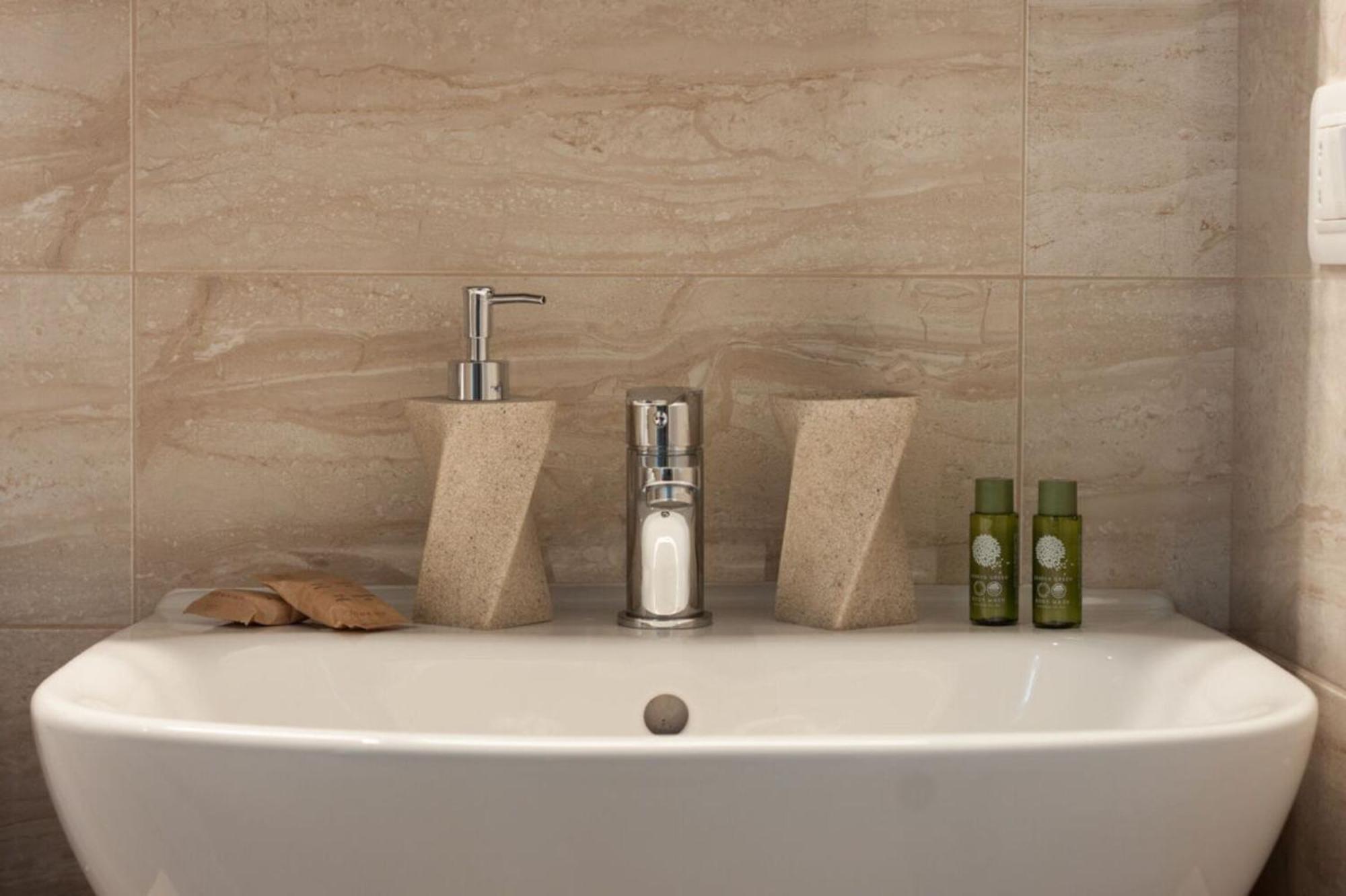 Italian Experience-Lungarno Suite Apartment Florence Buitenkant foto
